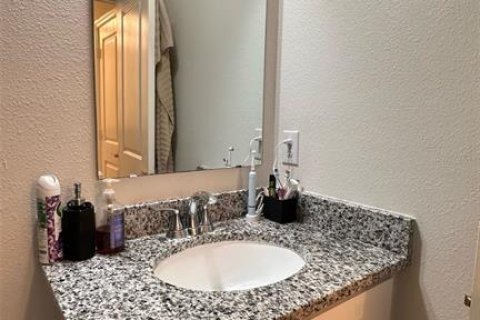 Townhouse in Davenport, Florida 3 bedrooms, 133.31 sq.m. № 1824554 - photo 16