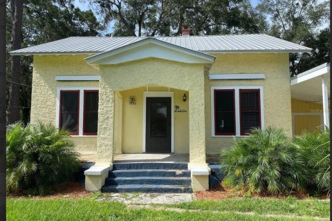 House in Palatka, Florida 3 bedrooms, 119.47 sq.m. № 1917073 - photo 1