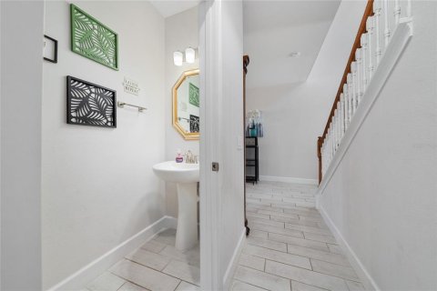 Casa en venta en Dade City, Florida, 4 dormitorios, 223.43 m2 № 1917036 - foto 7