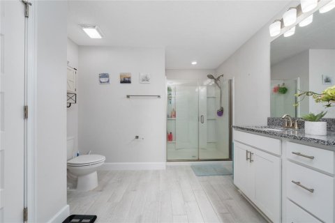 Casa en venta en Dade City, Florida, 4 dormitorios, 223.43 m2 № 1917036 - foto 29