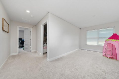 Casa en venta en Dade City, Florida, 4 dormitorios, 223.43 m2 № 1917036 - foto 15