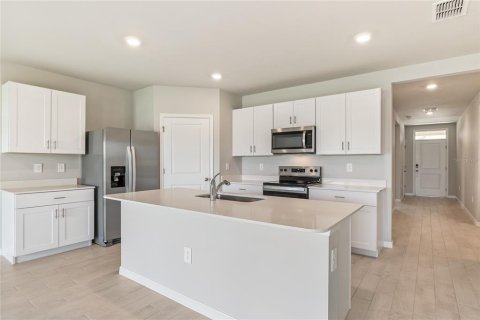 House in North Port, Florida 4 bedrooms, 169.83 sq.m. № 1866208 - photo 18