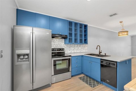 Adosado en alquiler en Orlando, Florida, 2 dormitorios, 127.83 m2 № 1824887 - foto 3