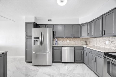 Купить кондоминиум в Клируотер, Флорида 4 комнаты, 117.06м2, № 1543286 - фото 8
