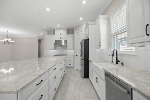 Купить виллу или дом в Клермон, Флорида 10 комнат, 227.52м2, № 1837932 - фото 14