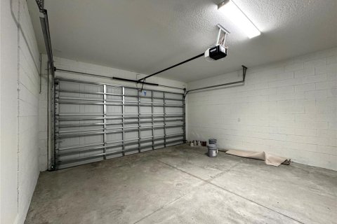 Снять в аренду виллу или дом в Миннеола, Флорида 9 комнат, 195.09м2, № 1899475 - фото 22