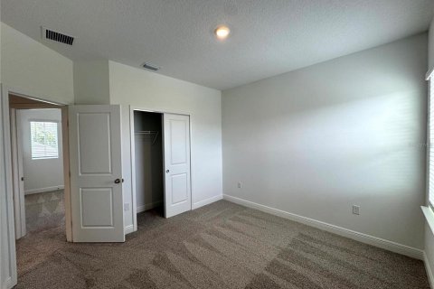 Снять в аренду виллу или дом в Миннеола, Флорида 9 комнат, 195.09м2, № 1899475 - фото 18