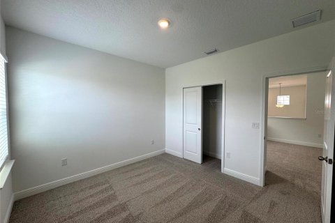 Снять в аренду виллу или дом в Миннеола, Флорида 9 комнат, 195.09м2, № 1899475 - фото 19