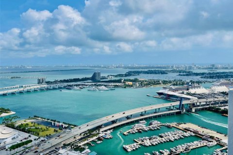 Condo in Miami, Florida, 5 bedrooms  № 1860118 - photo 5