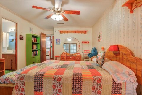 Casa en venta en Gainesville, Florida, 3 dormitorios, 270.81 m2 № 1547248 - foto 18