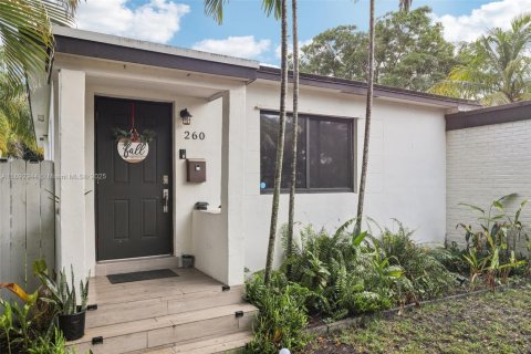 Casa en venta en North Miami, Florida, 3 dormitorios, 121.14 m2 № 1945637 - foto 4