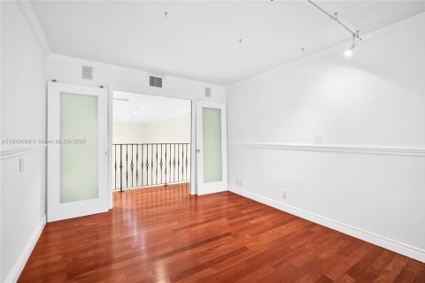 Condominio en venta en Aventura, Florida, 3 dormitorios, 232.26 m2 № 1889942 - foto 26
