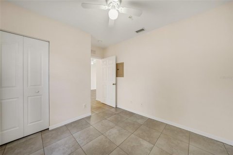 Copropriété à vendre à Punta Gorda, Floride: 2 chambres, 85.84 m2 № 2233785 - photo 10
