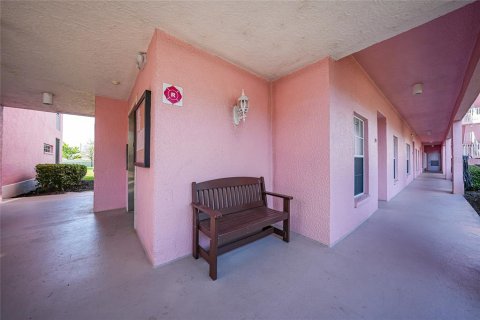 Copropriété à vendre à Punta Gorda, Floride: 2 chambres, 85.84 m2 № 2233785 - photo 19
