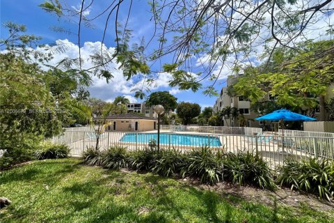 Copropriété à louer à Miami, Floride: 2 chambres, 74.69 m2 № 2145805 - photo 19