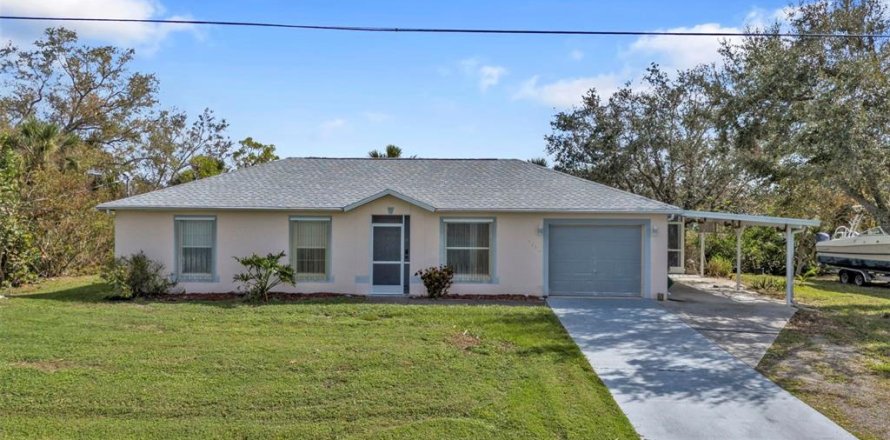 Villa ou maison à Punta Gorda, Floride 3 chambres, 96.62 m2 № 1618571