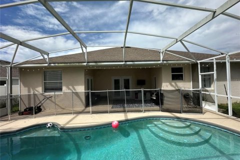 House in Leesburg, Florida 4 bedrooms, 191.66 sq.m. № 1899530 - photo 2