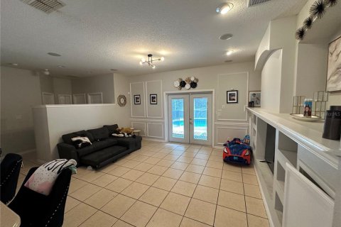 House in Leesburg, Florida 4 bedrooms, 191.66 sq.m. № 1899530 - photo 6