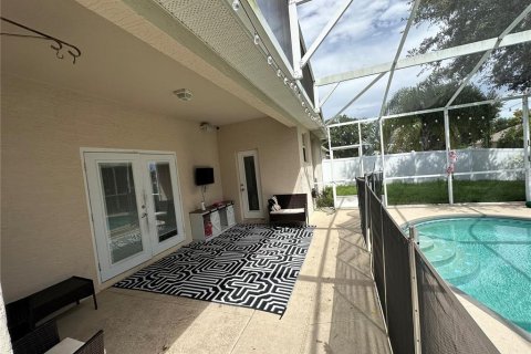 House in Leesburg, Florida 4 bedrooms, 191.66 sq.m. № 1899530 - photo 11