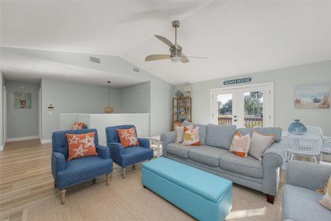 House in Saint Augustine, Florida 3 bedrooms, 186.18 sq.m. № 2230829 - photo 11
