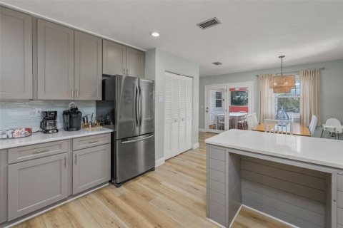 House in Saint Augustine, Florida 3 bedrooms, 186.18 sq.m. № 2230829 - photo 9