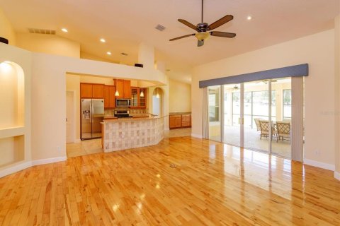 Villa ou maison à vendre à Clermont, Floride: 4 chambres, 224.27 m2 № 2220400 - photo 22
