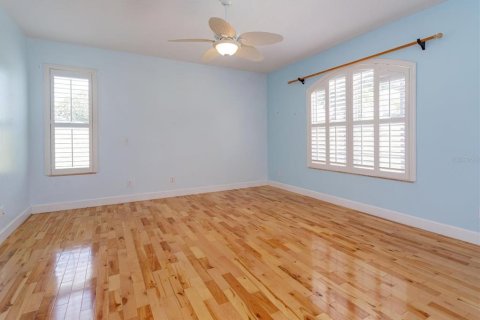 Villa ou maison à vendre à Clermont, Floride: 4 chambres, 224.27 m2 № 2220400 - photo 4