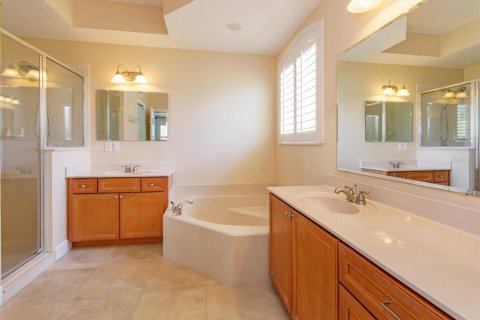 Villa ou maison à vendre à Clermont, Floride: 4 chambres, 224.27 m2 № 2220400 - photo 5