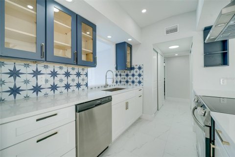 Casa en venta en Port Charlotte, Florida, 3 dormitorios, 176.14 m2 № 2109502 - foto 15