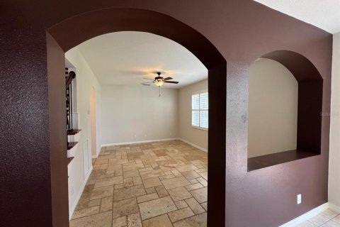 House in Winter Springs, Florida 3 bedrooms, 199.46 sq.m. № 1904864 - photo 18