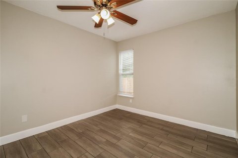 House in Longwood, Florida 3 bedrooms, 152.73 sq.m. № 1825034 - photo 12