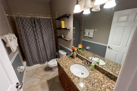 House in Ocala, Florida 6 bedrooms, 281.22 sq.m. № 1542162 - photo 12