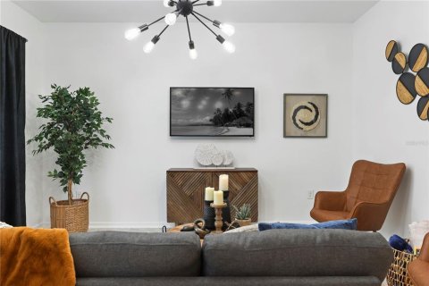 Condo in Kissimmee, Florida, 2 bedrooms  № 1572748 - photo 9