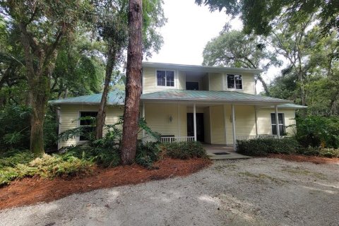 Villa ou maison à louer à Tarpon Springs, Floride: 4 chambres, 352.75 m2 № 1903397 - photo 1