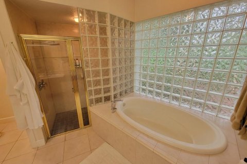 Villa ou maison à louer à Tarpon Springs, Floride: 4 chambres, 352.75 m2 № 1903397 - photo 22