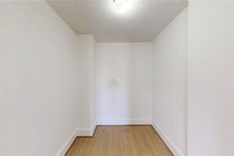 Condo in Saint Pete Beach, Florida, 2 bedrooms № 2226468 - photo 29