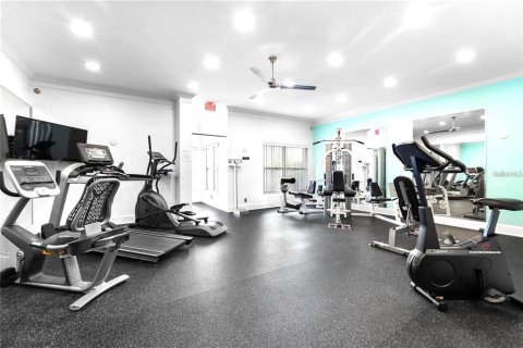 Condo in Saint Pete Beach, Florida, 2 bedrooms № 2226468 - photo 14
