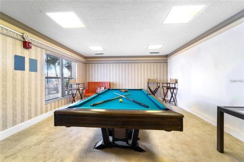 Condo in Saint Pete Beach, Florida, 2 bedrooms № 2226468 - photo 16