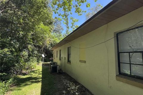 Commercial property in Ocala, Florida 4 bedrooms, 155.52 sq.m. № 1914276 - photo 14