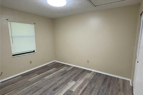 Commercial property in Ocala, Florida 4 bedrooms, 155.52 sq.m. № 1914276 - photo 8