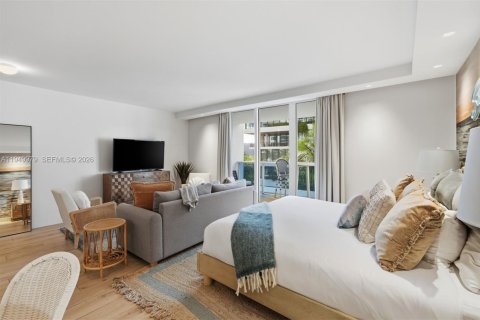 Купить кондоминиум в Майами-Бич, Флорида 55.74м2, № 2007107 - фото 12