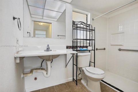 Copropriété à vendre à Sunrise, Floride: 1 chambre, 78.97 m2 № 1929497 - photo 24