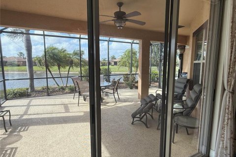 Villa ou maison à louer à Apollo Beach, Floride: 3 chambres, 203.46 m2 № 2152092 - photo 25