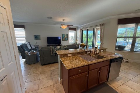Villa ou maison à louer à Apollo Beach, Floride: 3 chambres, 203.46 m2 № 2152092 - photo 18
