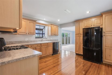House in Orlando, Florida 4 bedrooms, 214.05 sq.m. № 1854545 - photo 14