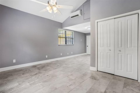 House in Orlando, Florida 4 bedrooms, 214.05 sq.m. № 1854545 - photo 26