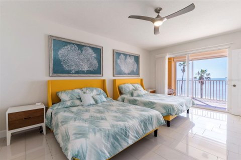 Copropriété à vendre à North Redington Beach, Floride: 2 chambres, 129.6 m2 № 1427756 - photo 18