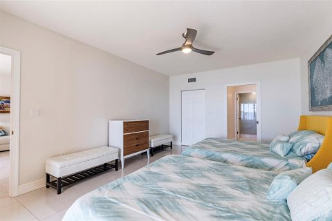 Condominio en venta en North Redington Beach, Florida, 2 dormitorios, 129.6 m2 № 1427756 - foto 17