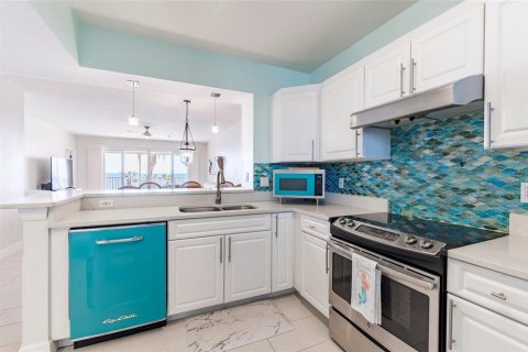 Copropriété à vendre à North Redington Beach, Floride: 2 chambres, 129.6 m2 № 1427756 - photo 11