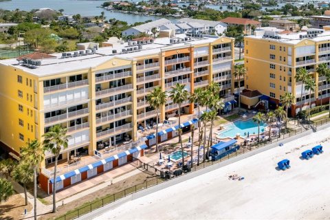 Copropriété à vendre à North Redington Beach, Floride: 2 chambres, 129.6 m2 № 1427756 - photo 2